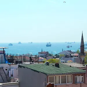 the-lola-hotel.istanbul-turkeyhotels.com/